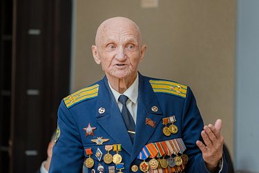 «В небе Оренбурга обрели мы крылья»